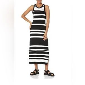 The Drop Dress size small cute black and white striped maxi dress 🖤🤍🖤